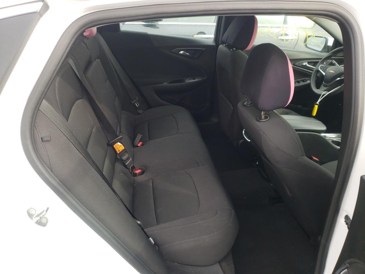 Photo 6 from auction – 2017 CHEVROLET MALIBU LT with VIN 1G1ZE5ST1HF153243