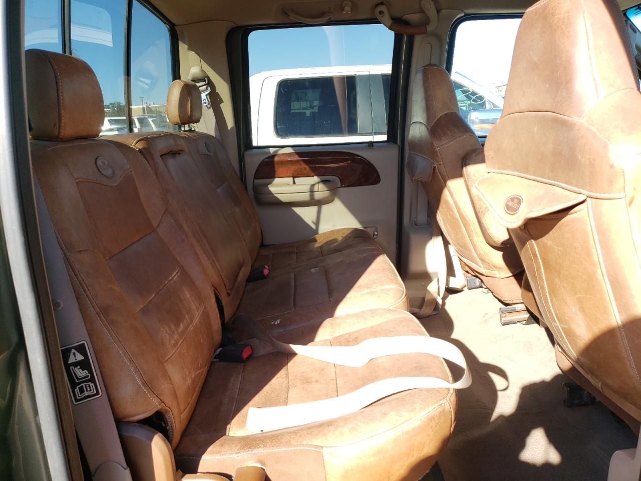 Photo 6 from auction – 2004 FORD F350 SUPER with VIN 1FTWW33P84EA30679