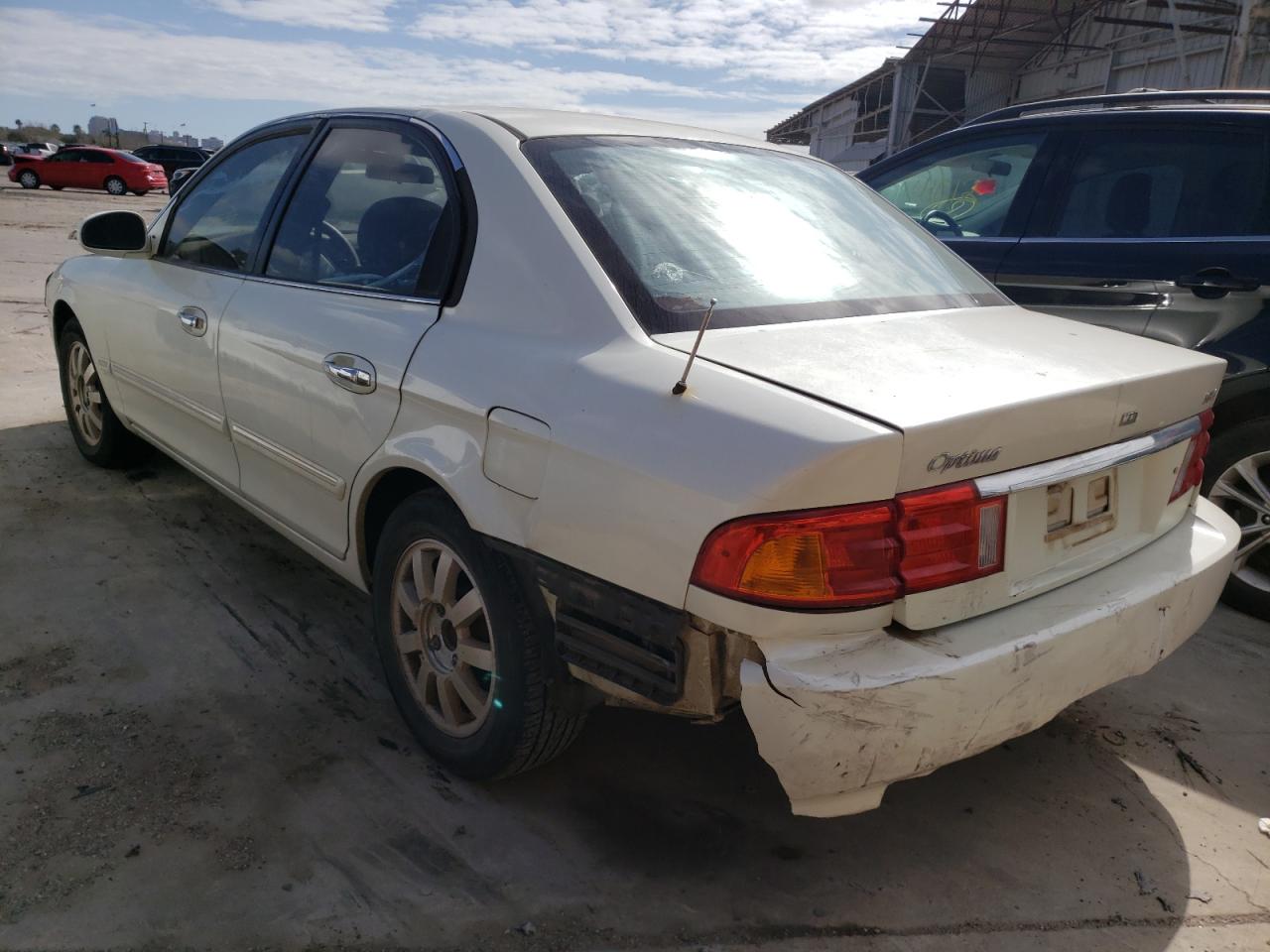 Photo 3 from auction – 2001 KIA OPTIMA MAG with VIN KNAGD124315097530