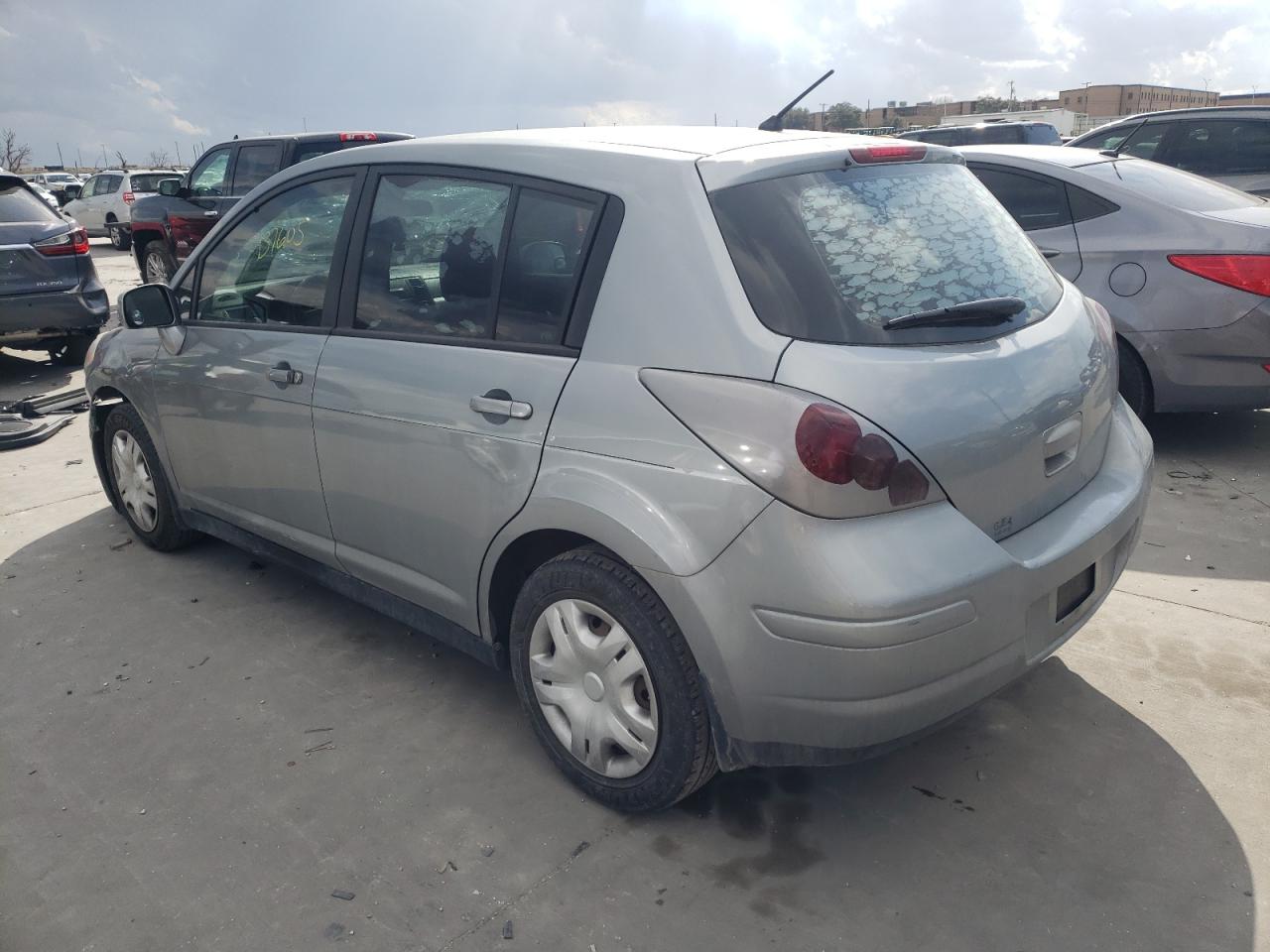 Photo 3 from auction – 2011 NISSAN VERSA S with VIN 3N1BC1CP7BL406557