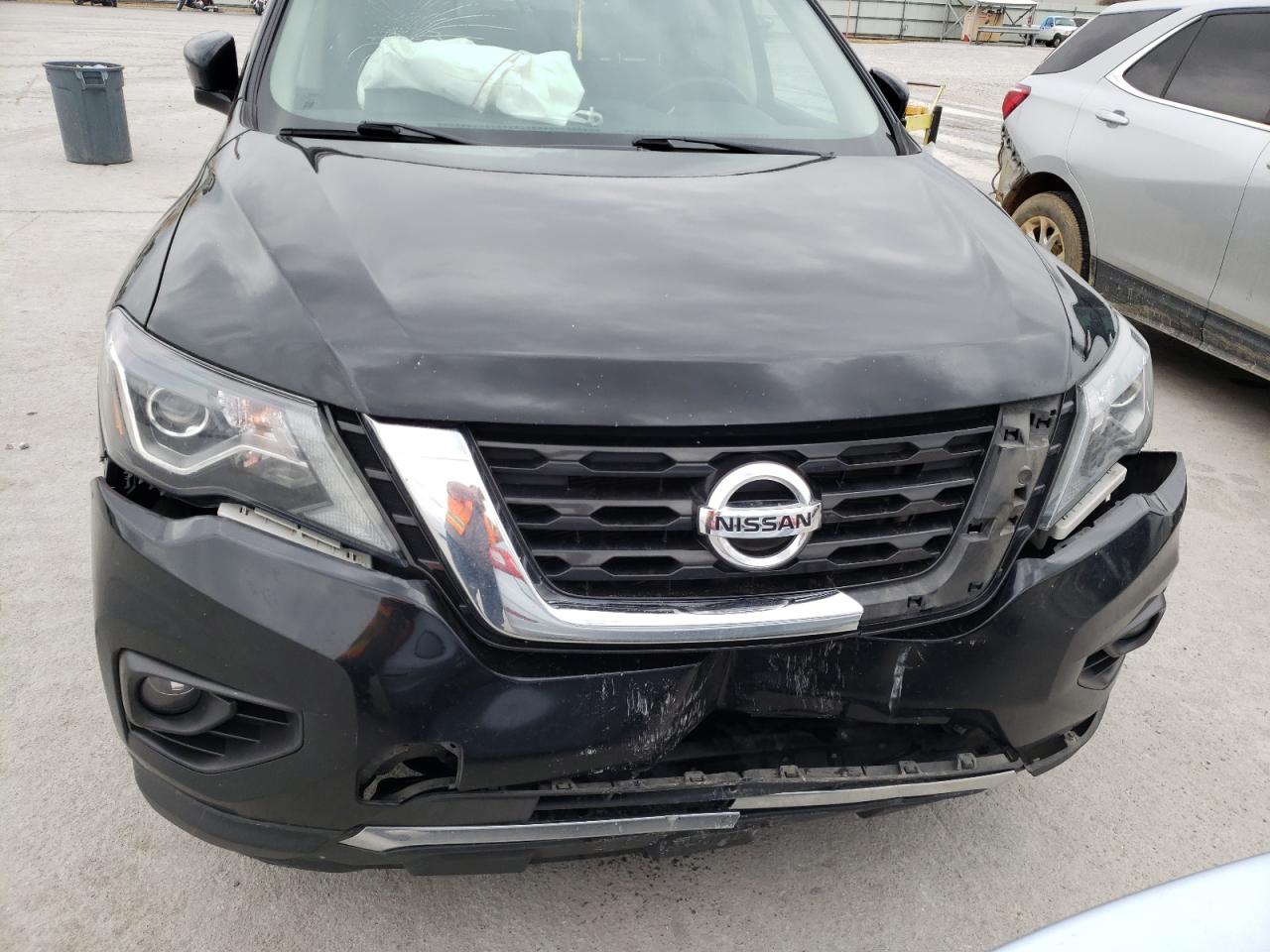 Photo 9 from auction – 2017 NISSAN PATHFINDER with VIN 5N1DR2MN9HC904556