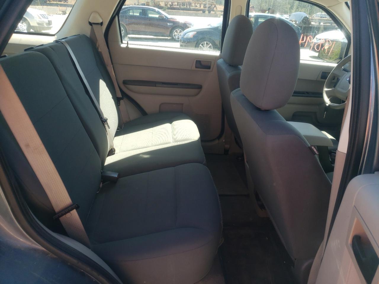 Photo 6 from auction – 2011 FORD ESCAPE XLS with VIN 1FMCU9C71BKC30485