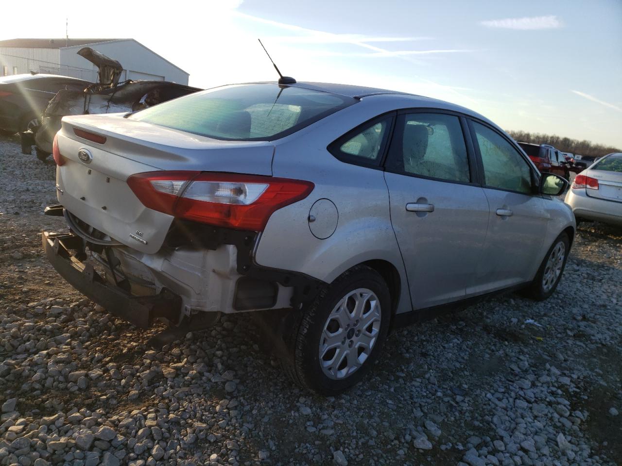 Photo 4 from auction – 2012 FORD FOCUS SE with VIN 1FAHP3F22CL370528