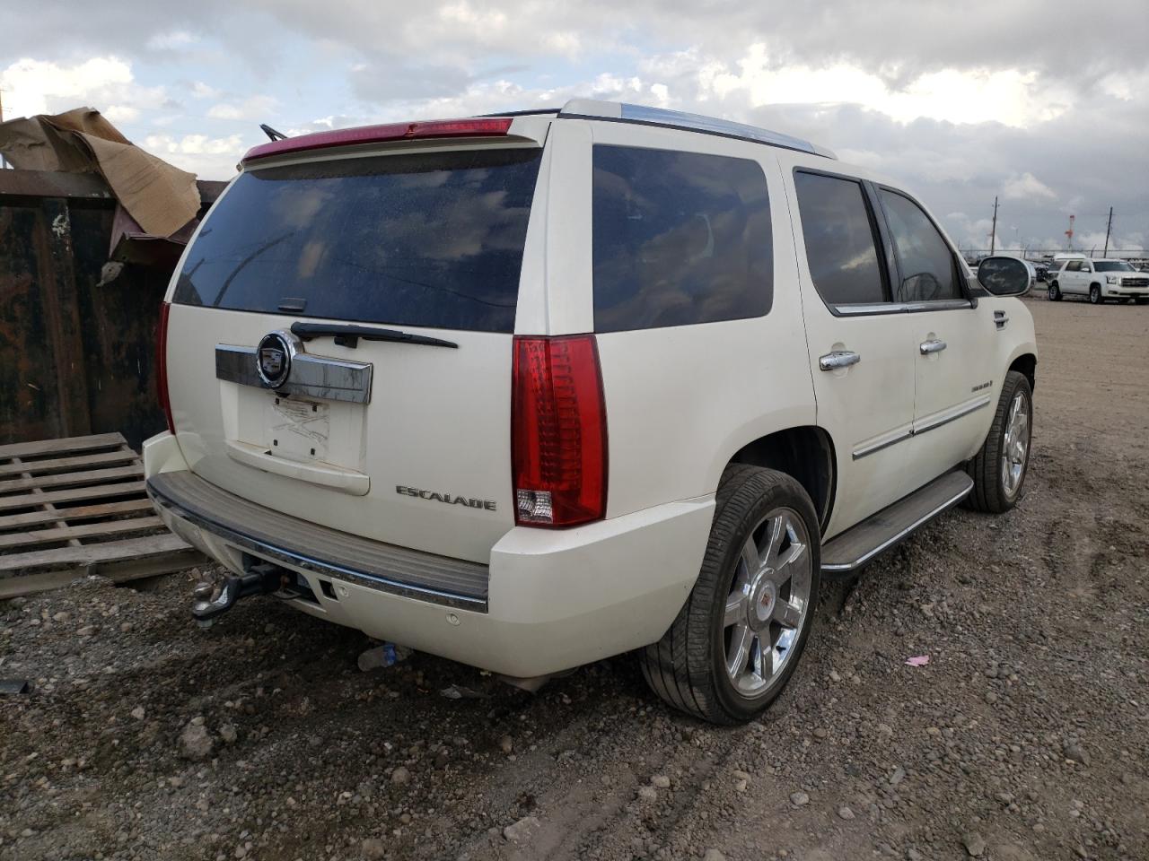 Photo 4 from auction – 2008 CADILLAC ESCALADE L with VIN 1GYEC63838R223314