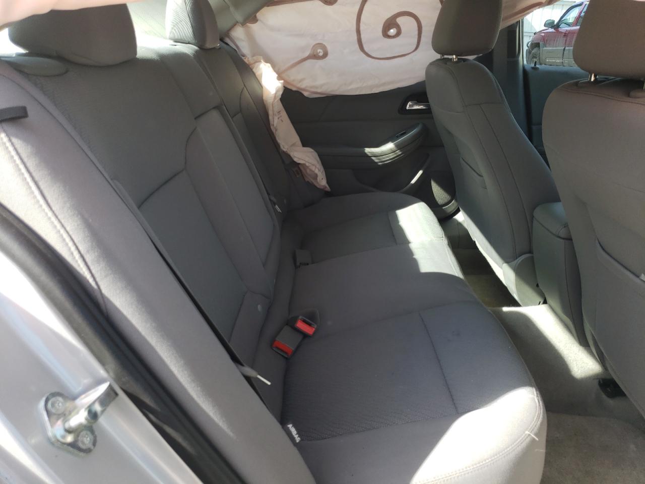 Photo 6 from auction – 2015 CHEVROLET MALIBU LS with VIN 1G11B5SLXFF194148