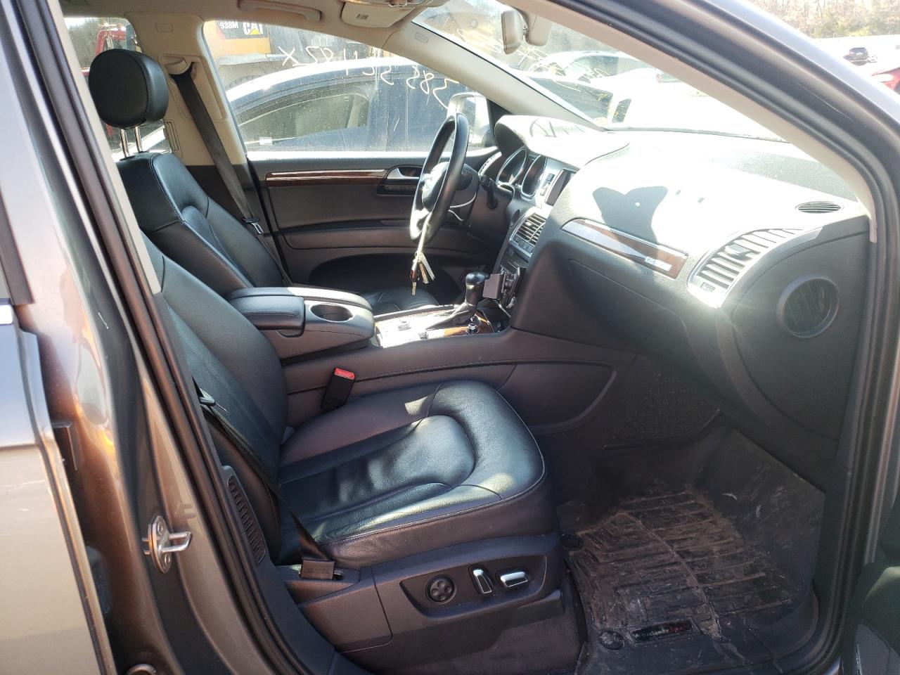 Photo 5 from auction – 2012 AUDI Q7 PREMIUM with VIN WA1LGAFEXCD010088