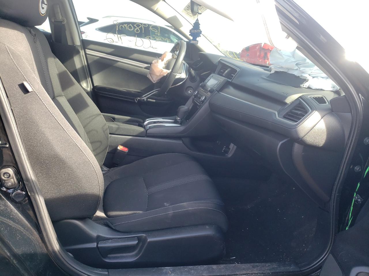 Photo 5 from auction – 2019 HONDA CIVIC LX with VIN 19XFC2F64KE021114