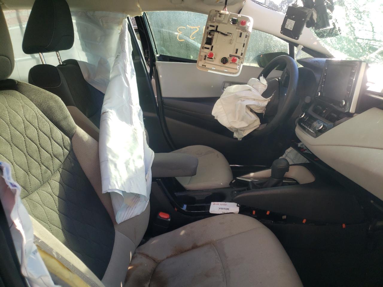 Photo 5 from auction – 2020 TOYOTA COROLLA LE with VIN JTDEPRAE2LJ065897