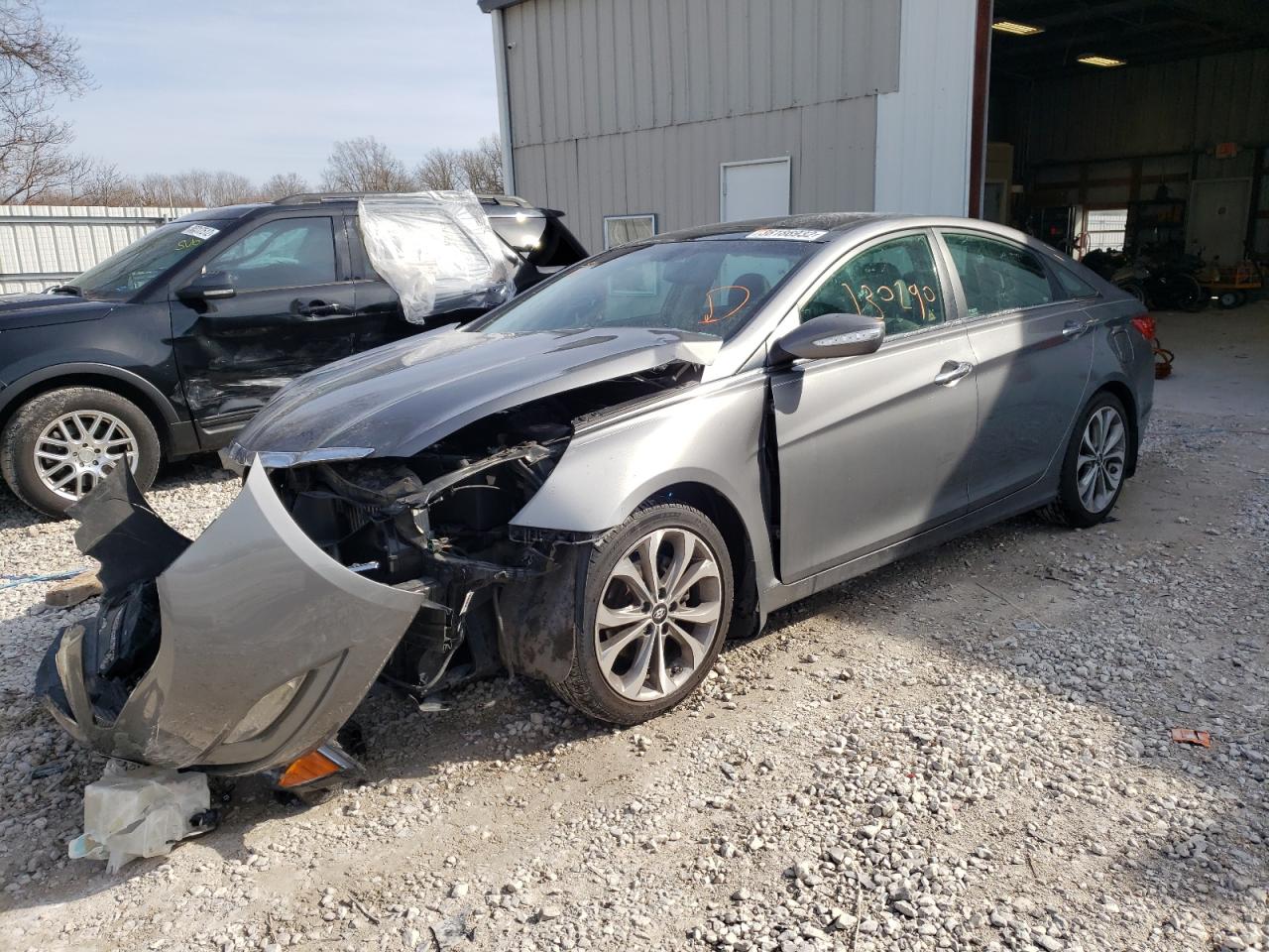 Photo 2 from auction – 2013 HYUNDAI SONATA SE with VIN 5NPEC4ABXDH656705