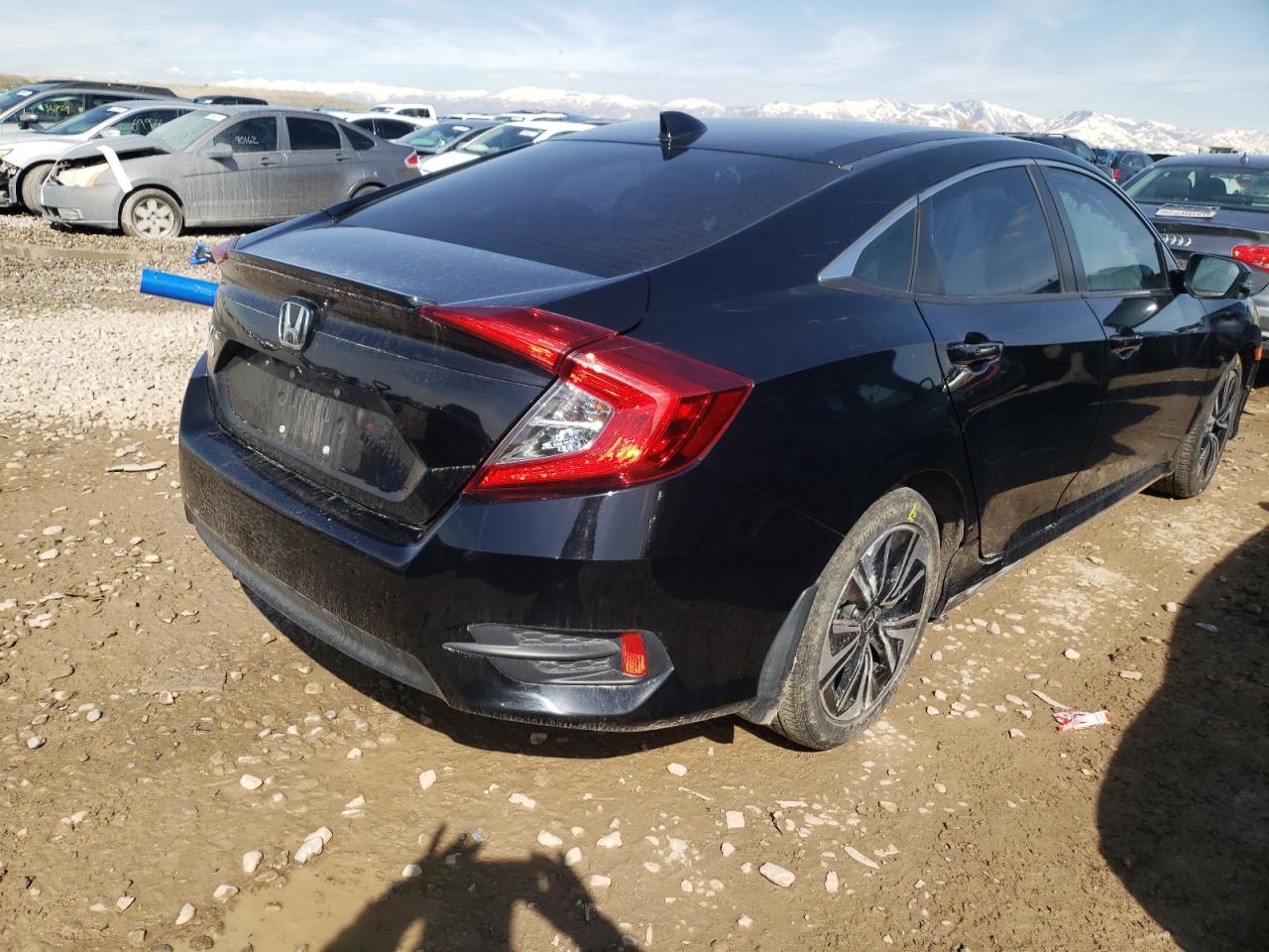 Photo 4 from auction – 2016 HONDA CIVIC EX with VIN 19XFC1F33GE041443