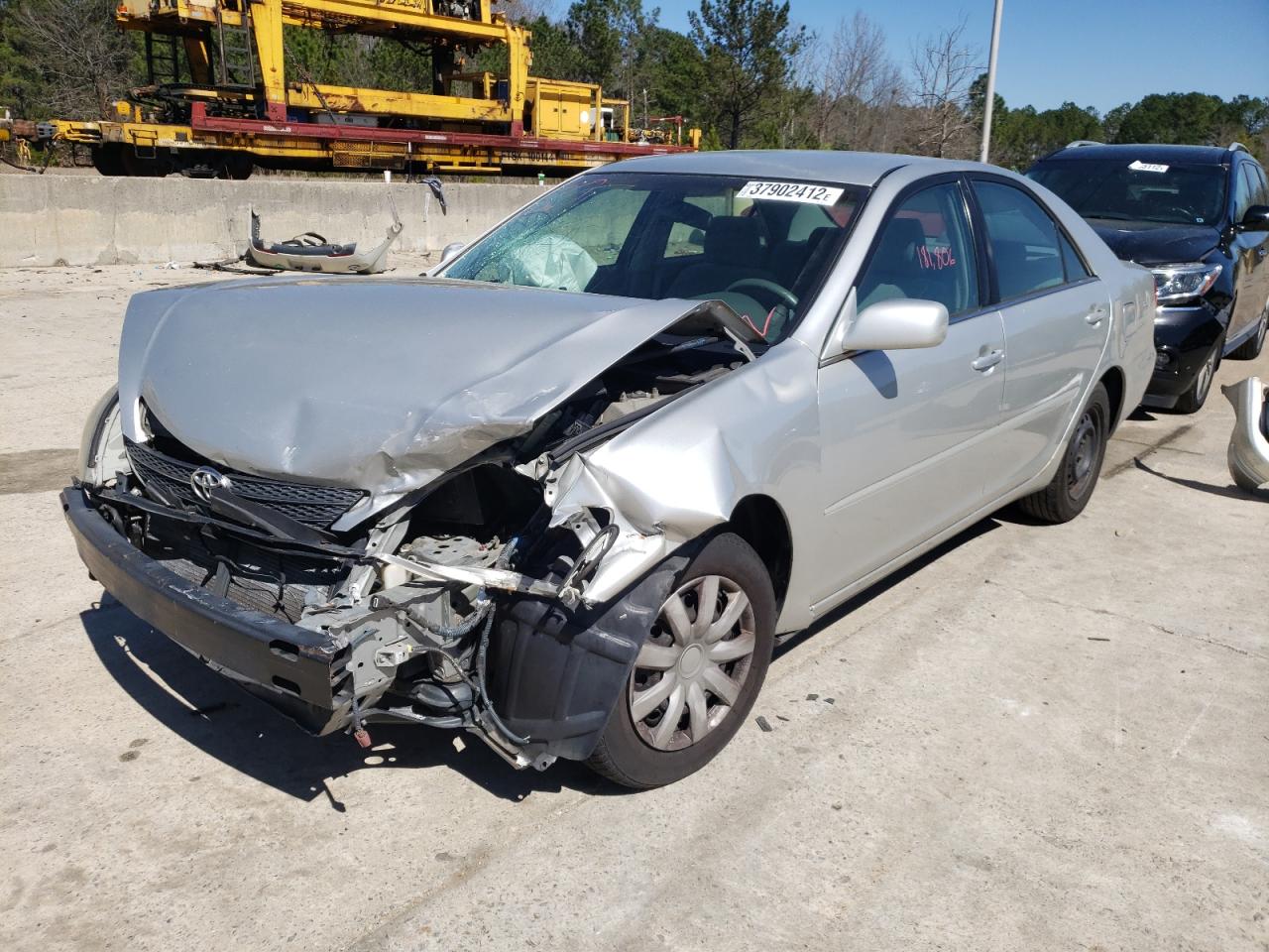 Photo 2 from auction – 2003 TOYOTA CAMRY LE with VIN 4T1BE32K33U768428