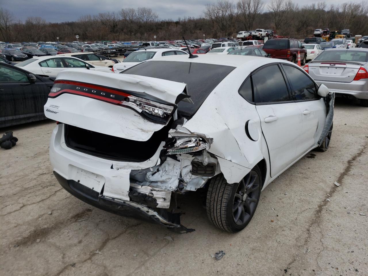 Photo 4 from auction – 2016 DODGE DART SE with VIN 1C3CDFAA2GD653125