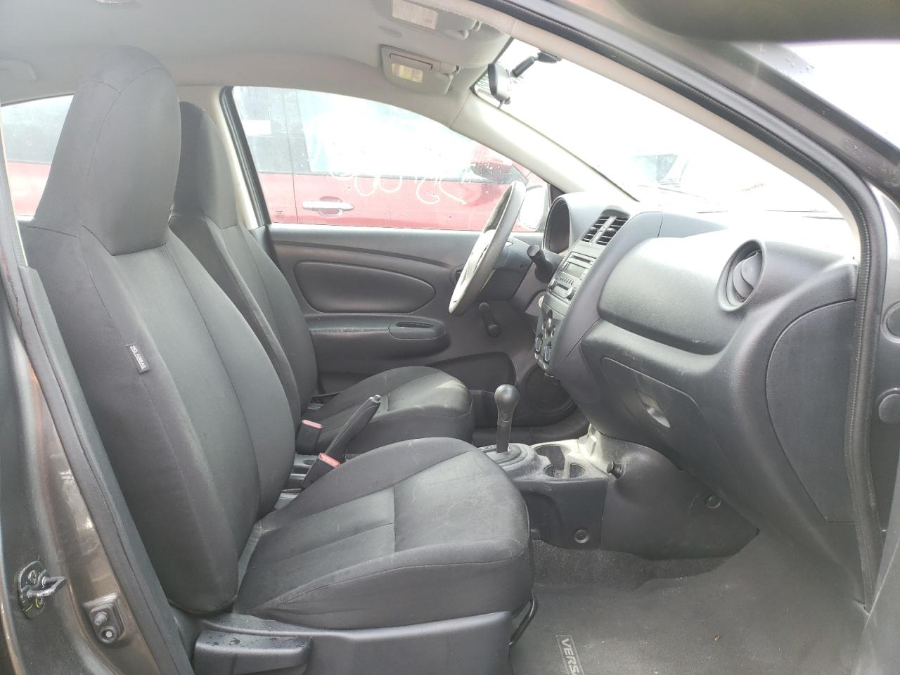 Photo 5 from auction – 2017 NISSAN VERSA S with VIN 3N1CN7AP6HL881825