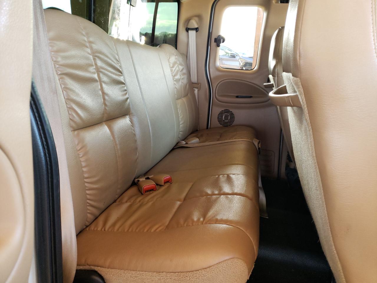 Photo 6 from auction – 2001 DODGE RAM 1500 with VIN 3B7HF13Z61G724869