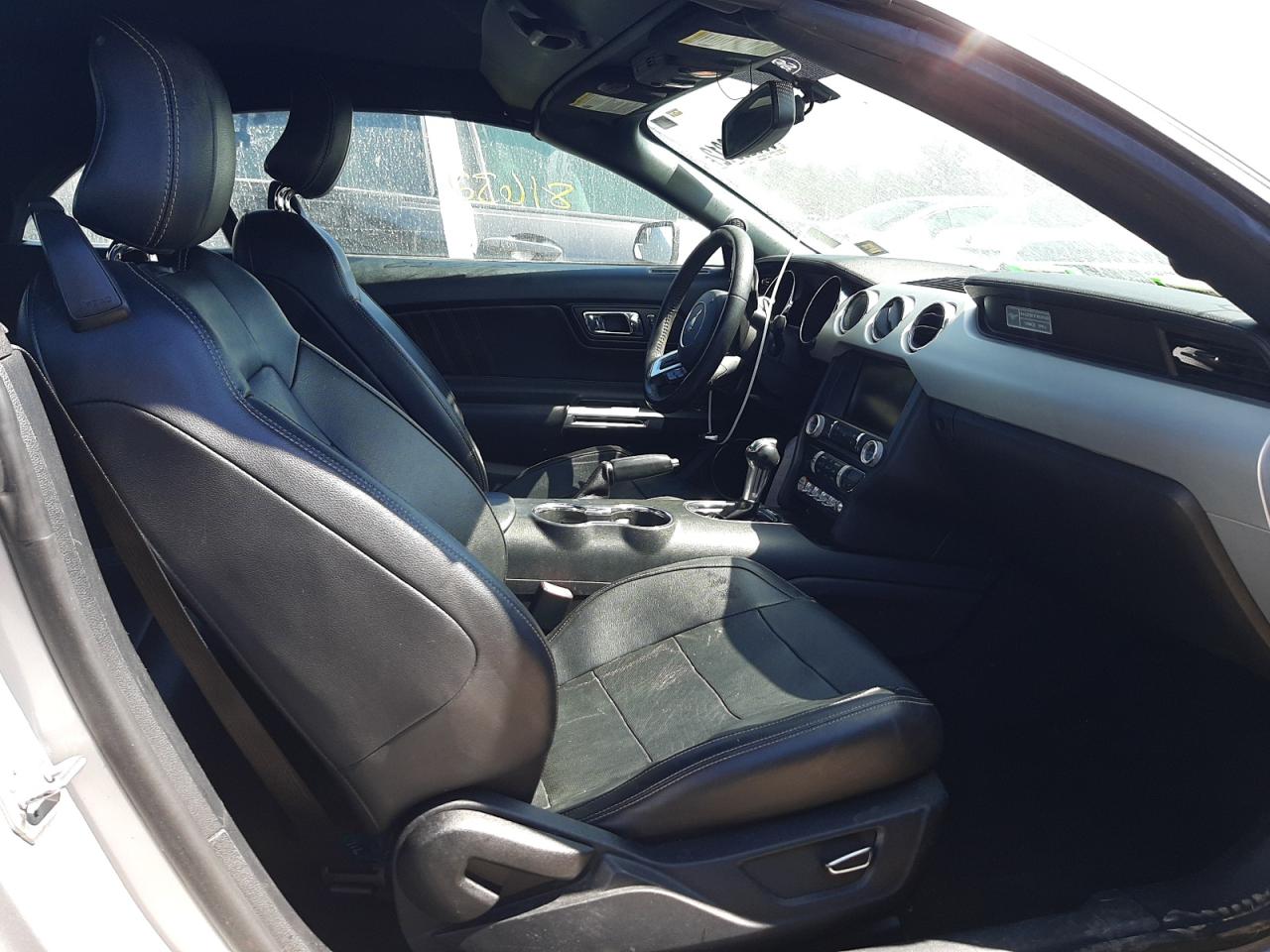 Photo 5 from auction – 2015 FORD MUSTANG with VIN 1FATP8UH2F5383867