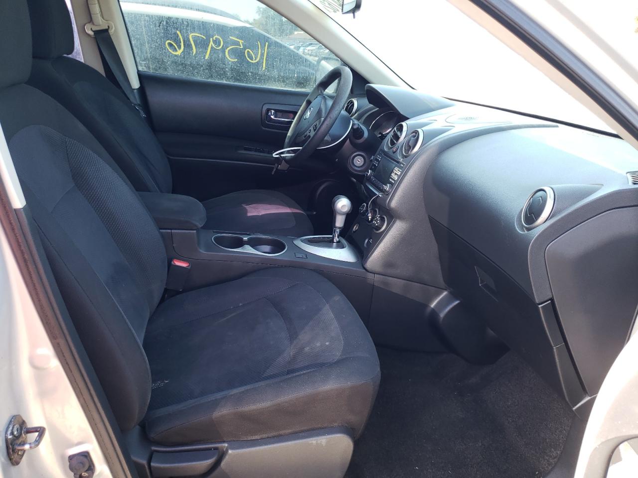 Photo 5 from auction – 2014 NISSAN ROGUE SELE with VIN JN8AS5MV5EW718962