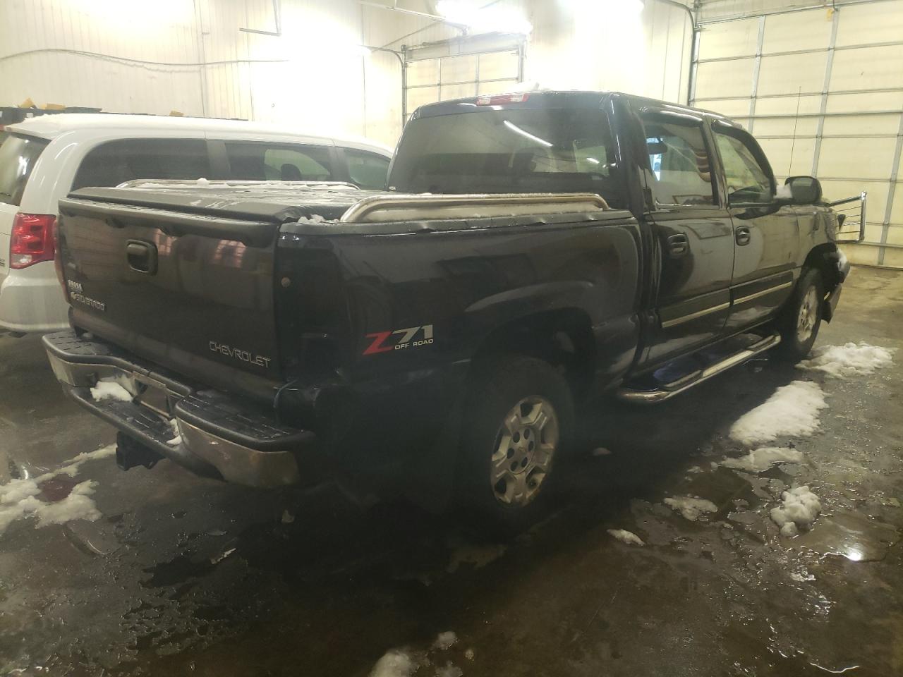 Photo 4 from auction – 2005 CHEVROLET SILVERADO with VIN 2GCEK13T351182865