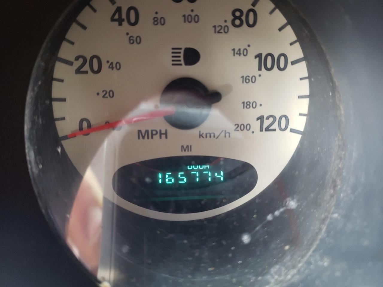 Photo 8 from auction – 2003 CHRYSLER PT CRUISER with VIN 3C4FY58B43T639737