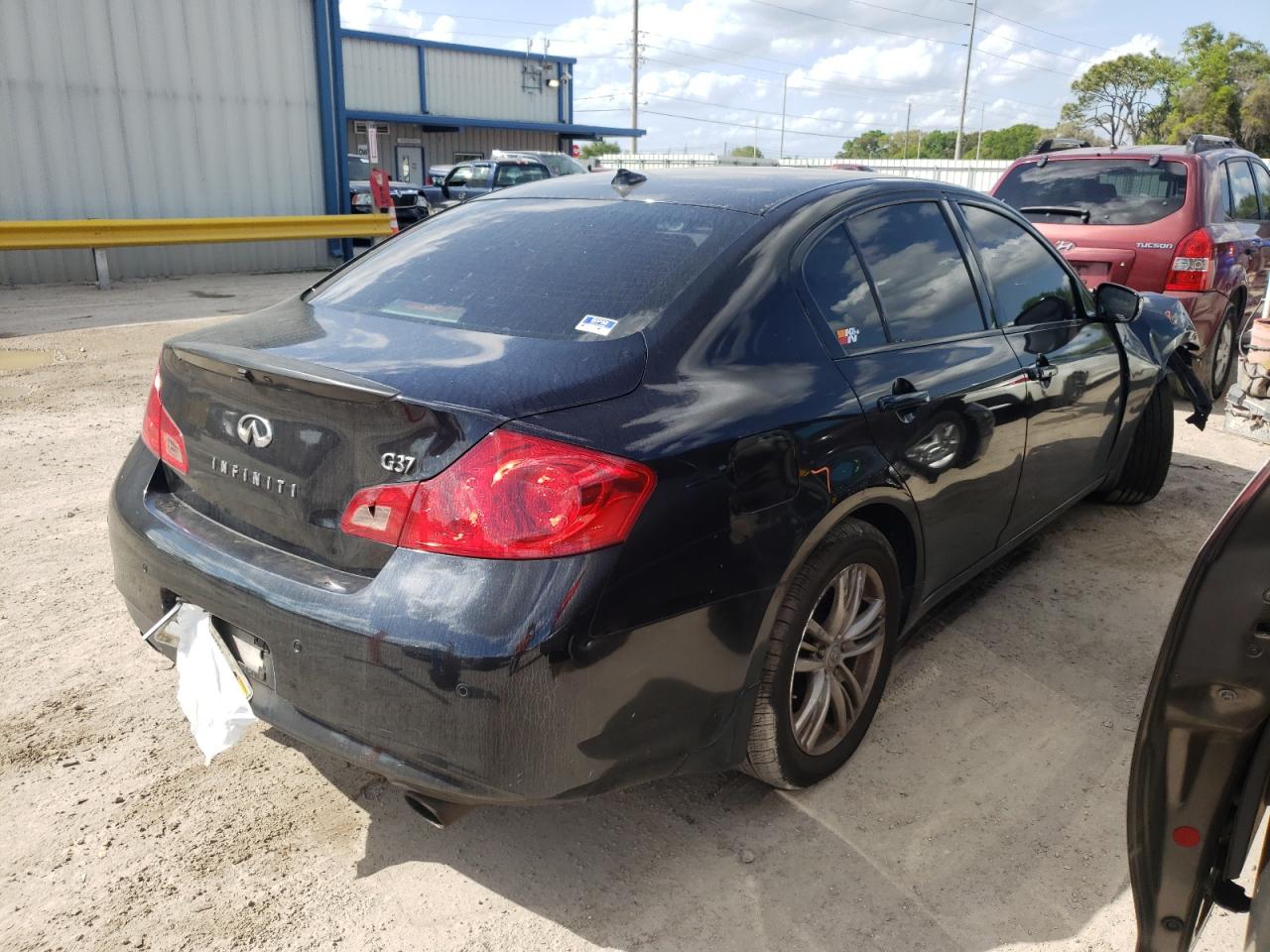 Photo 4 from auction – 2012 INFINITI G37 BASE with VIN JN1CV6AP0CM930137