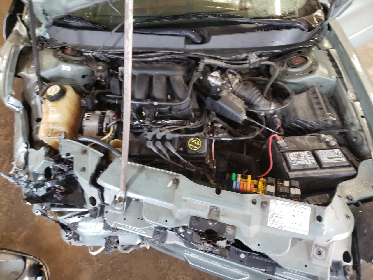 Photo 7 from auction – 2005 FORD TAURUS SE with VIN 1FAFP53U45A280952