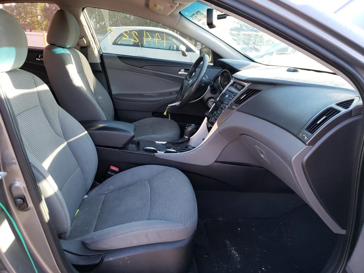 Foto 5 de la subasta – 2012 HYUNDAI SONATA GLS con VIN 5NPEB4AC2CH469985