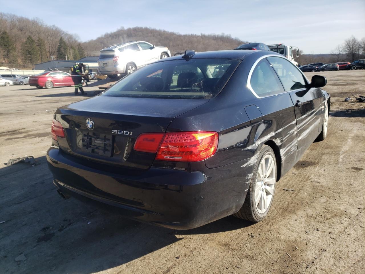 Photo 4 from auction – 2012 BMW 328 XI SUL with VIN WBAKF5C53CE657553