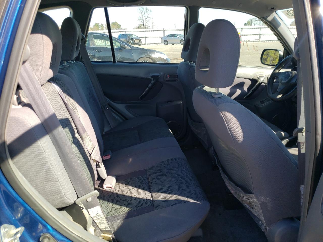 Photo 6 from auction – 2001 TOYOTA RAV4 with VIN JTEGH20V610014013