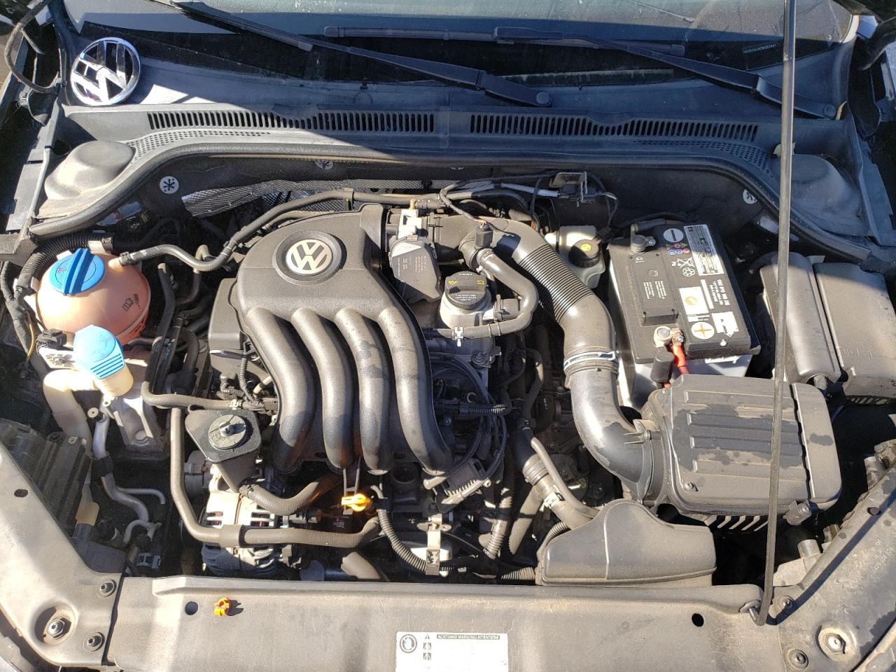 Photo 7 from auction – 2012 VOLKSWAGEN JETTA BASE with VIN 3VW2K7AJ4CM352841