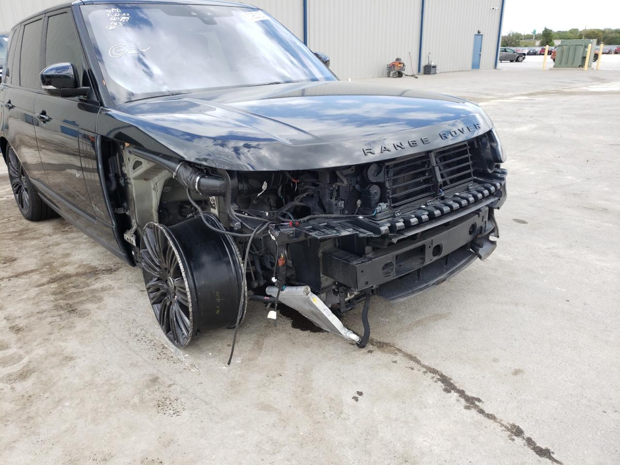Photo 9 from auction – 2018 LAND ROVER RANGE ROVE with VIN SALGS2SV5JA391390