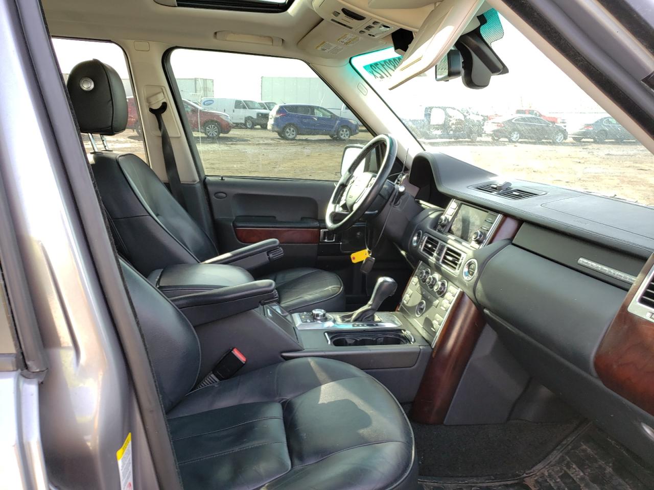 Photo 5 from auction – 2011 LAND ROVER RANGE ROVE with VIN SALME1D48BA358944
