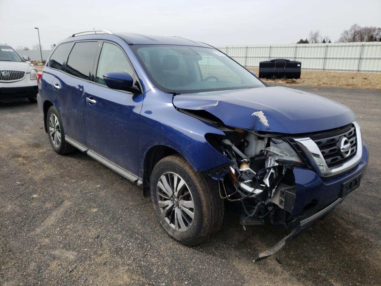 NISSAN PATHFINDER 2017 with VIN 5N1DR2MM2HC911498 - Photo from auction