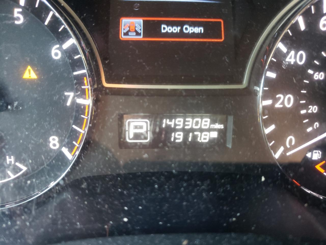 Photo 8 from auction – 2014 NISSAN PATHFINDER with VIN 5N1AR2MM2EC611913
