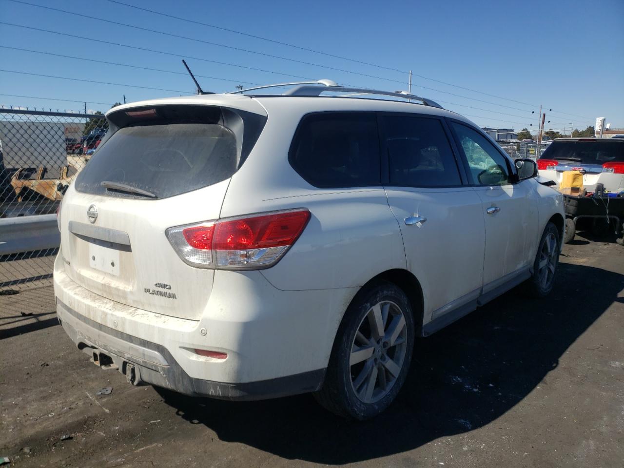 Photo 4 from auction – 2013 NISSAN PATHFINDER with VIN 5N1AR2MM9DC669550