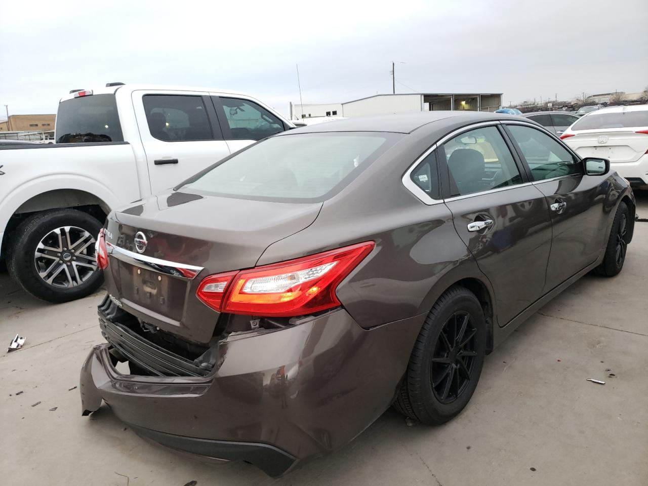 Photo 4 from auction – 2016 NISSAN ALTIMA 2.5 with VIN 1N4AL3AP7GC238578