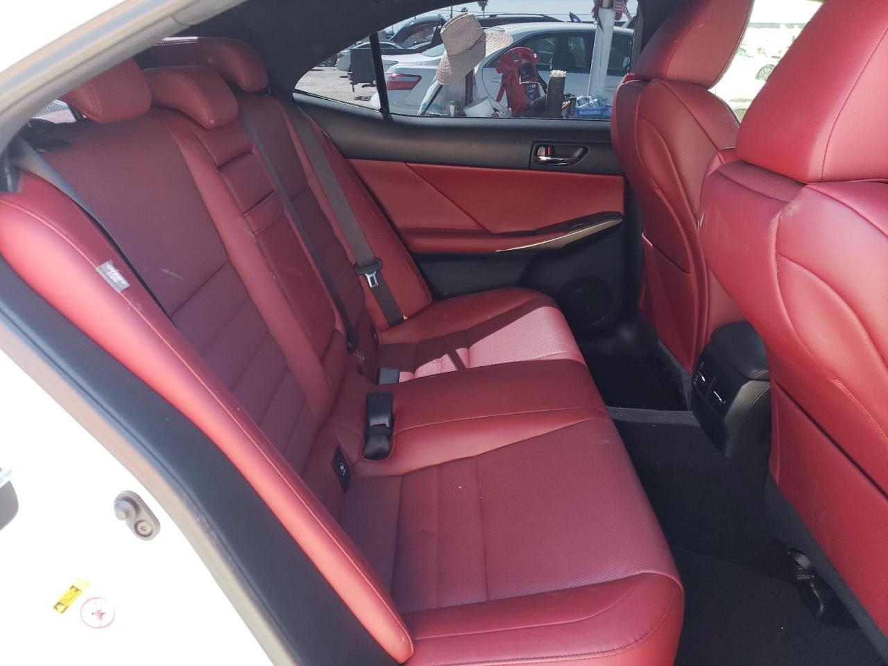 Photo 6 from auction – 2016 LEXUS IS 200T with VIN JTHBA1D20G5036077