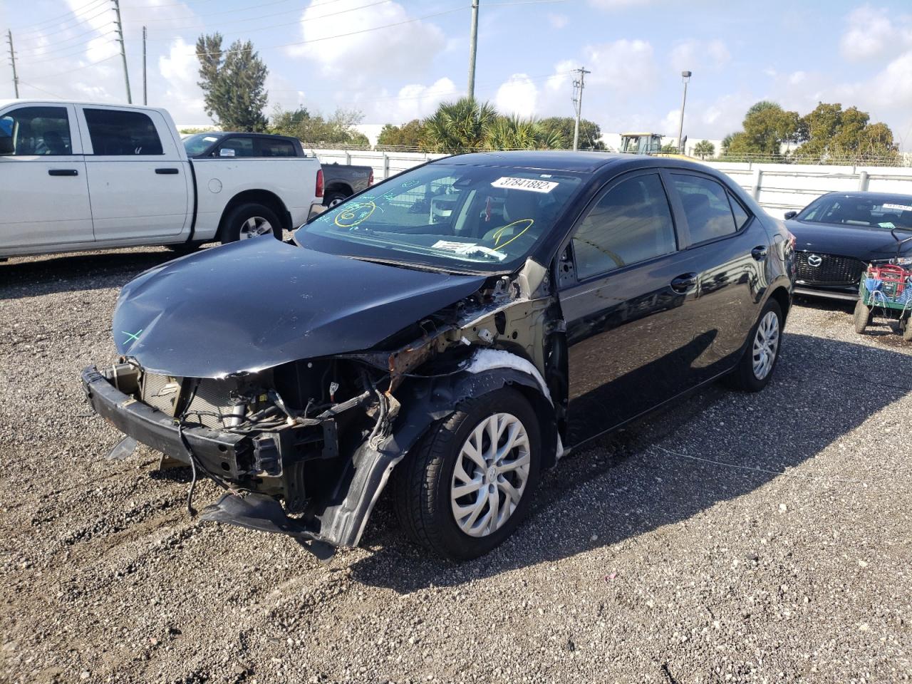 Photo 14 from auction – 2017 TOYOTA COROLLA L with VIN 5YFBURHE8HP722545