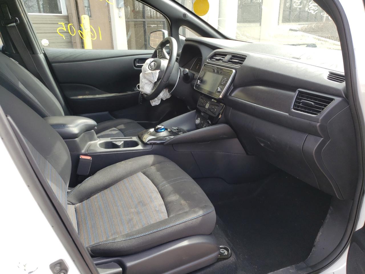 Photo 5 from auction – 2018 NISSAN LEAF S with VIN 1N4AZ1CP1JC305182