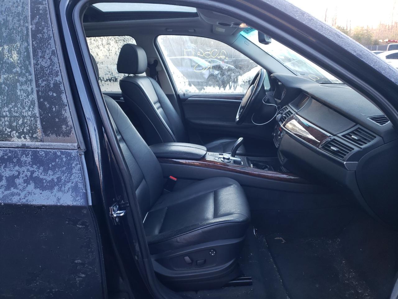 Photo 5 from auction – 2007 BMW X5 3.0I with VIN 4USFE43577LY76738