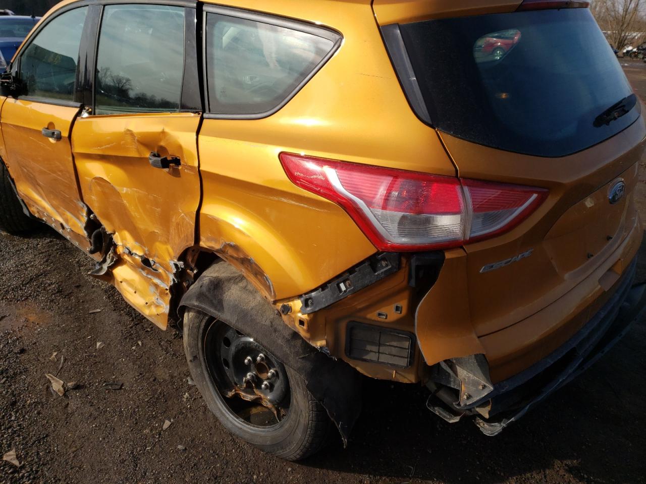Photo 9 from auction – 2016 FORD ESCAPE S with VIN 1FMCU0F70GUA50983