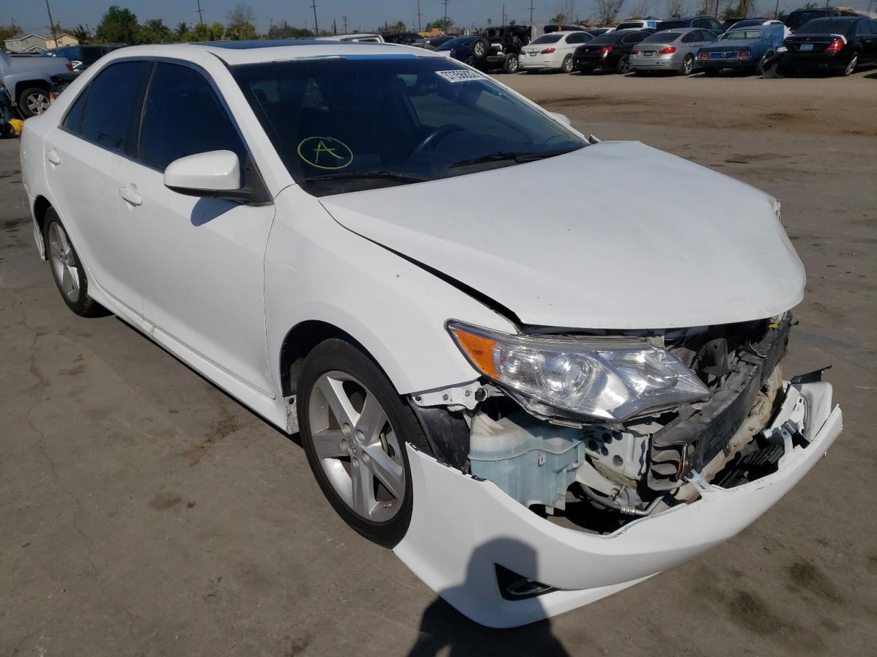 TOYOTA CAMRY L 2014 with VIN 4T1BF1FKXEU825643 - Photo from auction