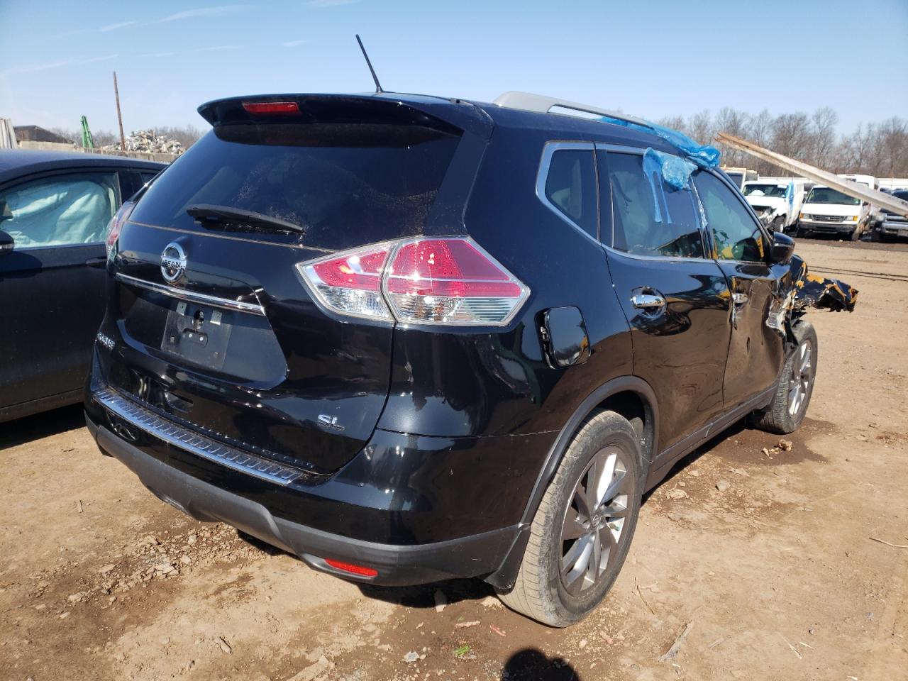 Photo 4 from auction – 2016 NISSAN ROGUE S with VIN 5N1AT2MT3GC879333