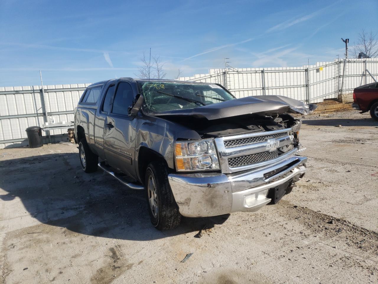 CHEVROLET 1500 2013 with VIN 1GCRCSE04DZ221525 - Photo from auction