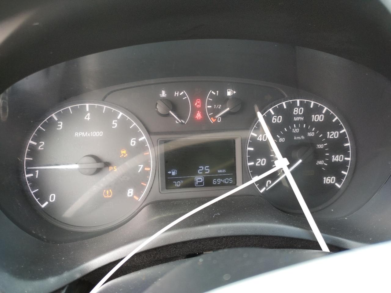 Photo 8 from auction – 2017 NISSAN SENTRA S with VIN 3N1AB7APXHY345933