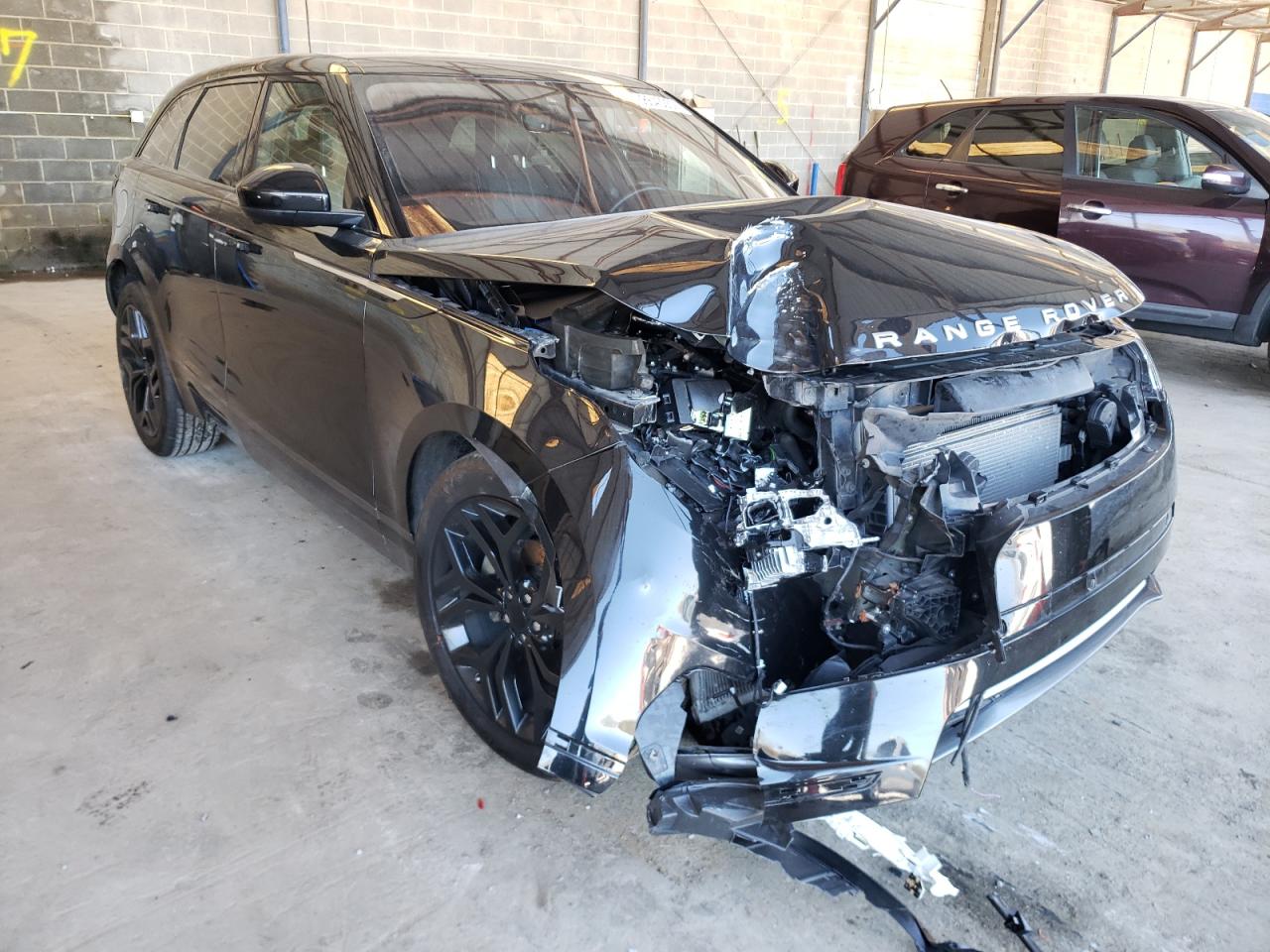LAND ROVER RANGE ROVE 2018 with VIN SALYB2RX3JA707820 - Photo from auction