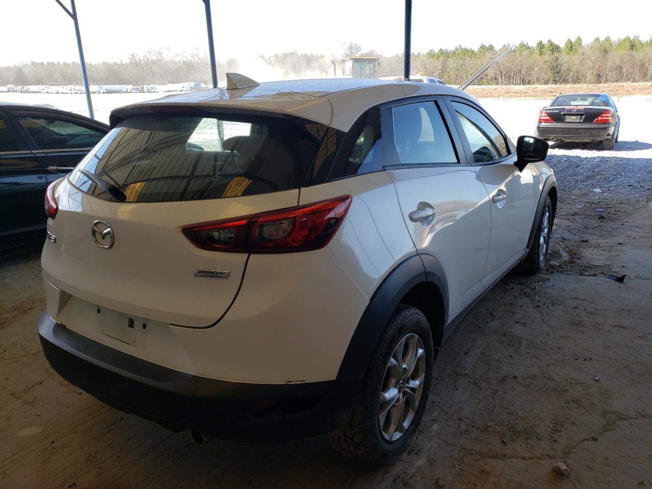 Photo 4 from auction – 2019 MAZDA CX-3 SPORT with VIN JM1DKDB76K0441860