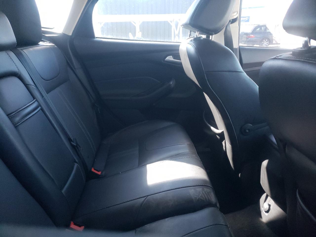 Photo 6 from auction – 2013 FORD FOCUS SE with VIN 1FADP3K25DL292025