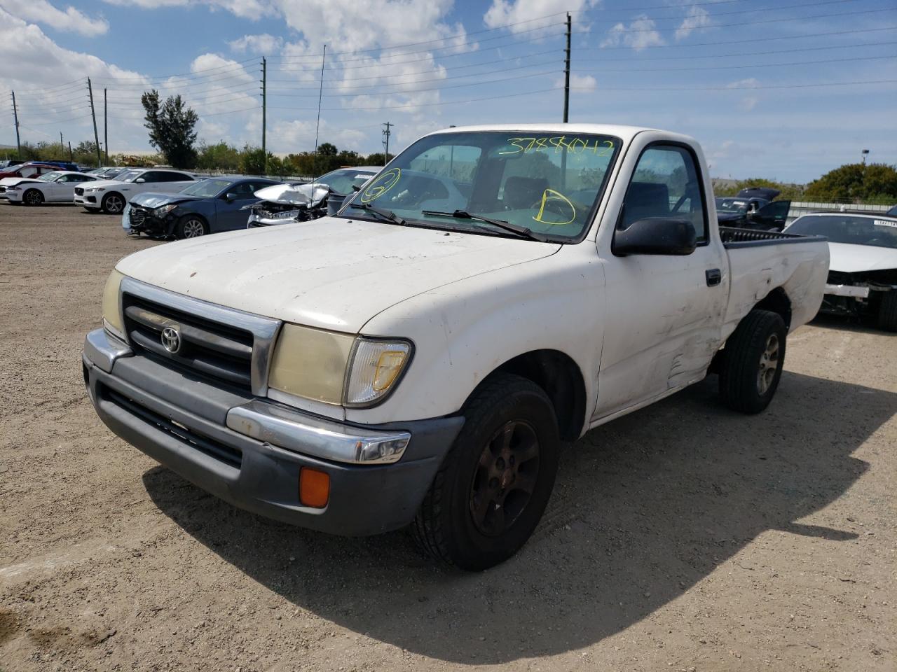 Photo 2 from auction – 2000 TOYOTA TACOMA with VIN 4TANL42N2YZ661688