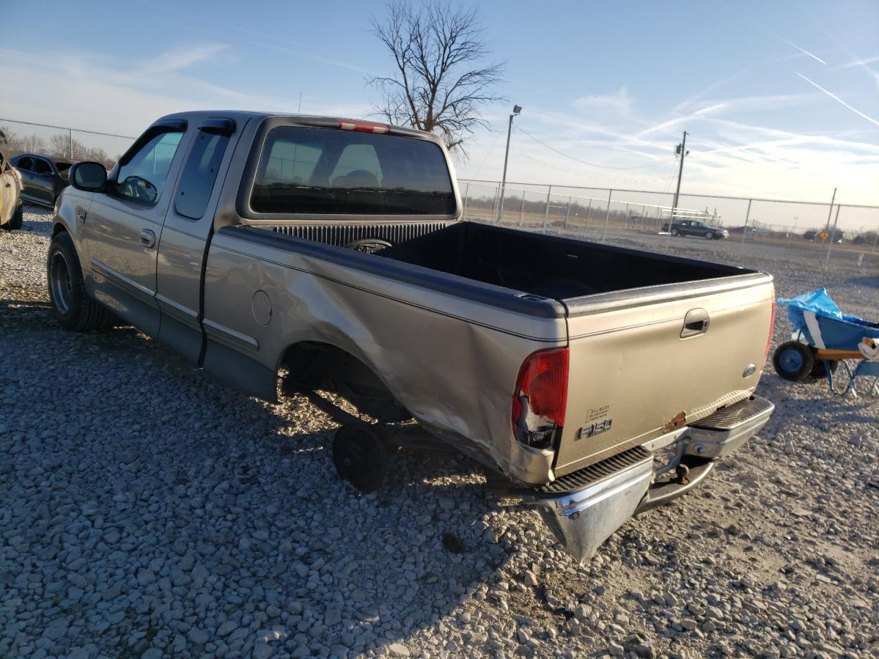 Photo 3 from auction – 1999 FORD F150 with VIN 1FTRX17W6XNA06952