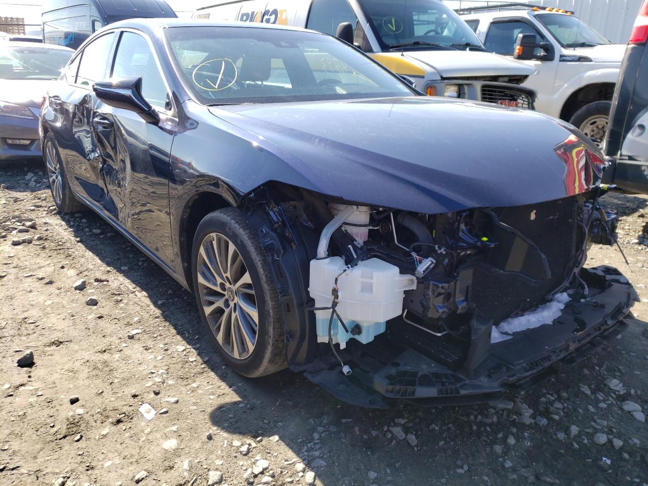 2019 Lexus ES