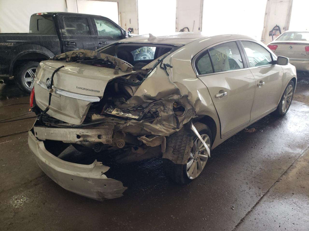 Photo 4 from auction – 2014 BUICK LACROSSE with VIN 1G4GB5G30EF301812